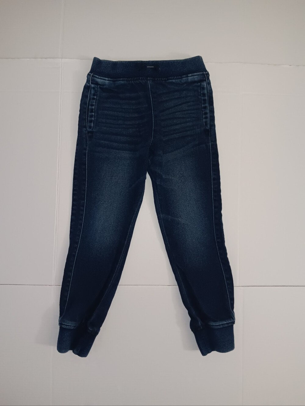 ABERCROMBIE & FITCH KIDS FADED DARK WASH DENIM JOGGERS